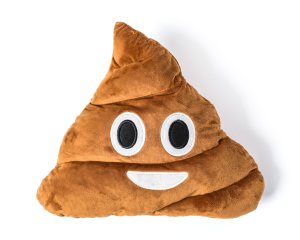 Párna kaki mosolyogva