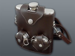 Rozsdamentes acél lombik XXL 540 ml + lyukasztók