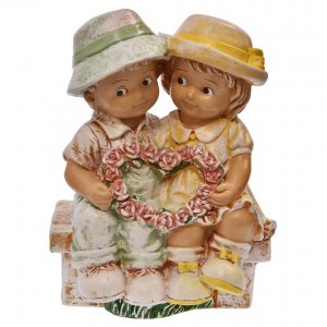 Kerti dekoráció - fiú és lány egy padon 32 cm